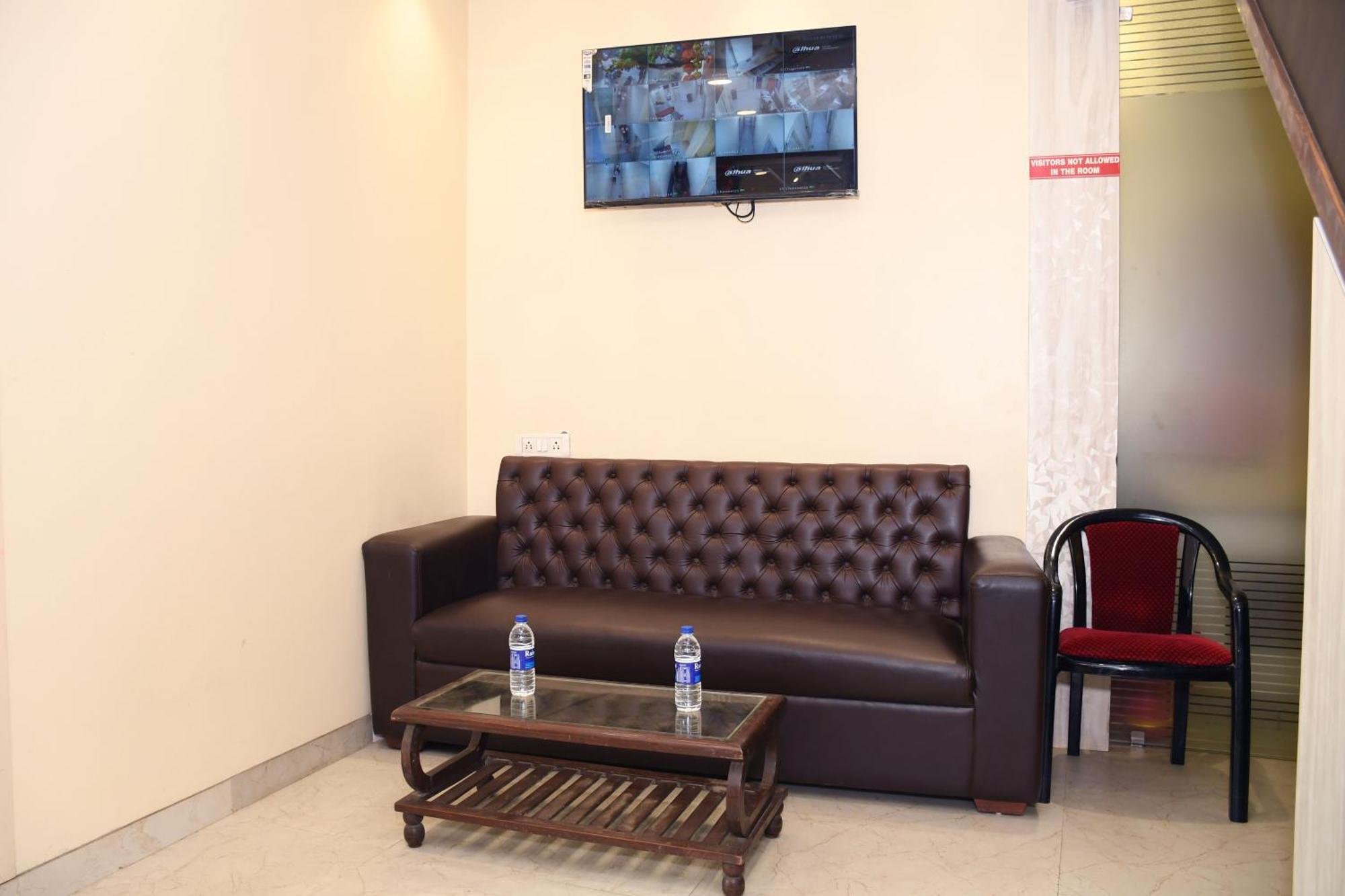 Kiwi International,Hotel,Mumbai — Photos 1